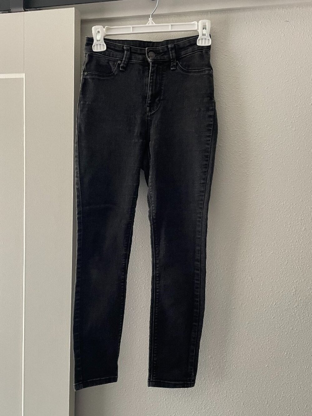 Black Skinny Ankle Jeans